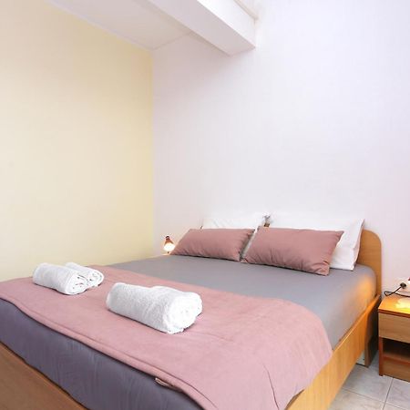 Apartments And Rooms With Parking Space Marina, Trogir - 5953 Экстерьер фото