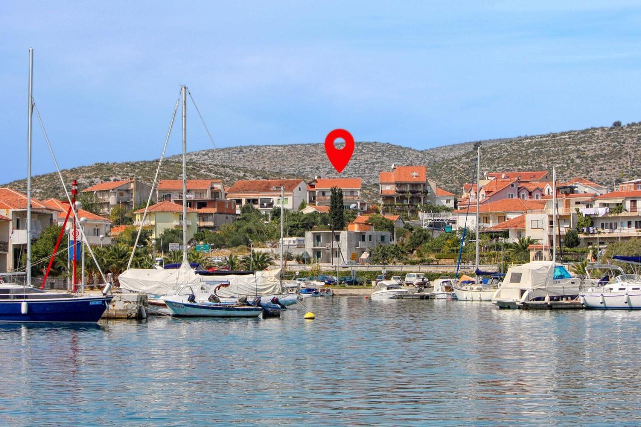 Apartments And Rooms With Parking Space Marina, Trogir - 5953 Экстерьер фото