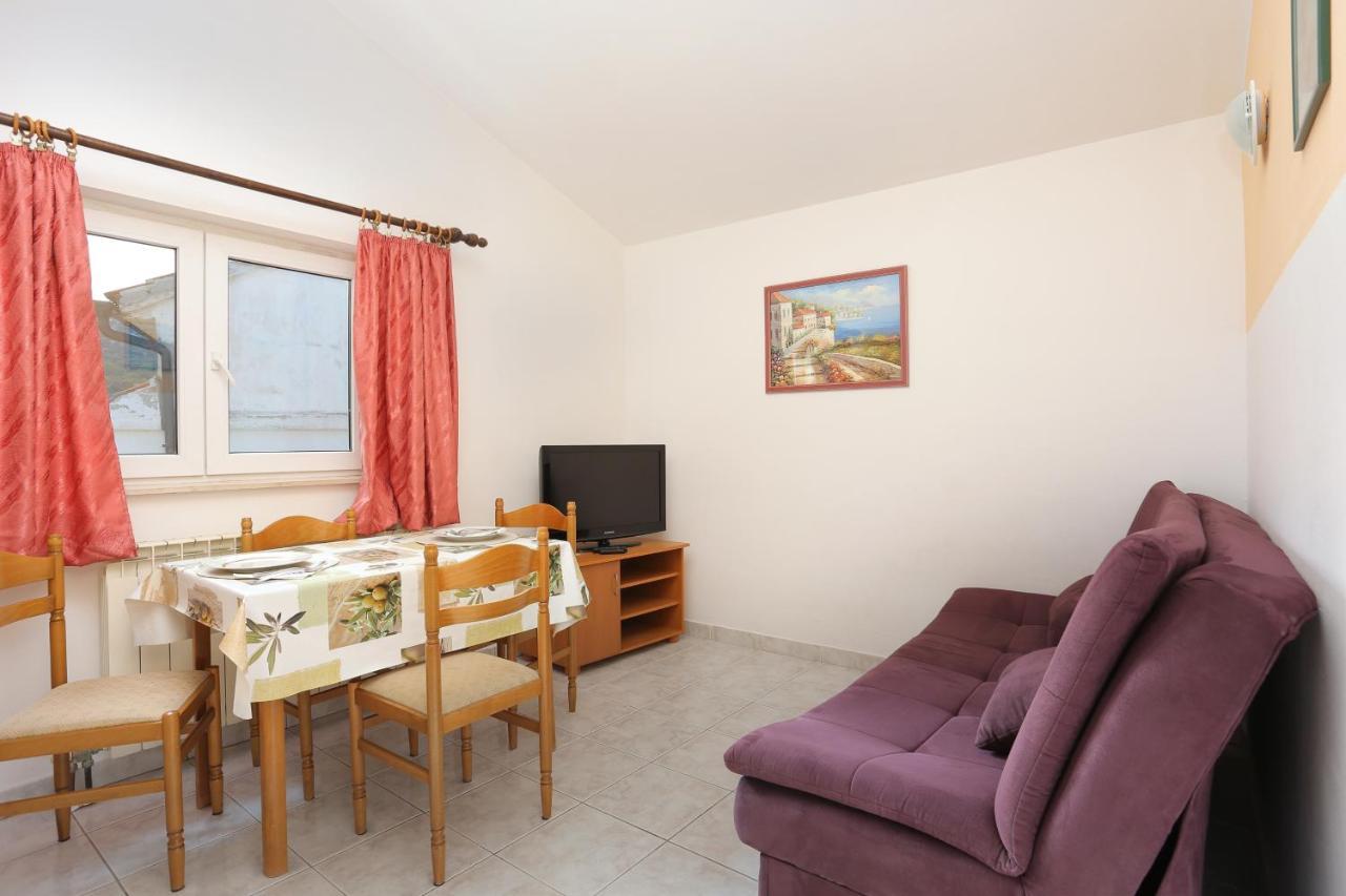 Apartments And Rooms With Parking Space Marina, Trogir - 5953 Экстерьер фото