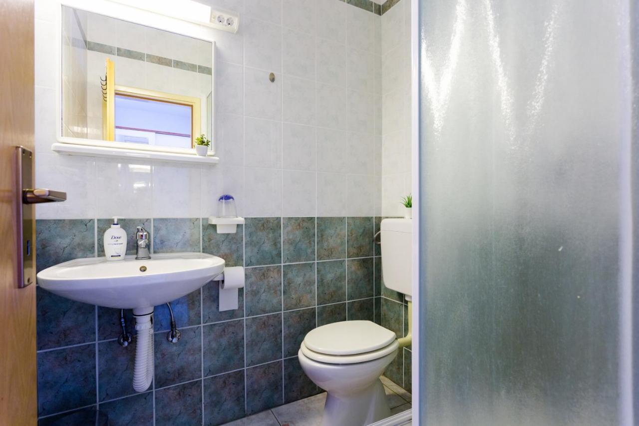 Apartments And Rooms With Parking Space Marina, Trogir - 5953 Экстерьер фото
