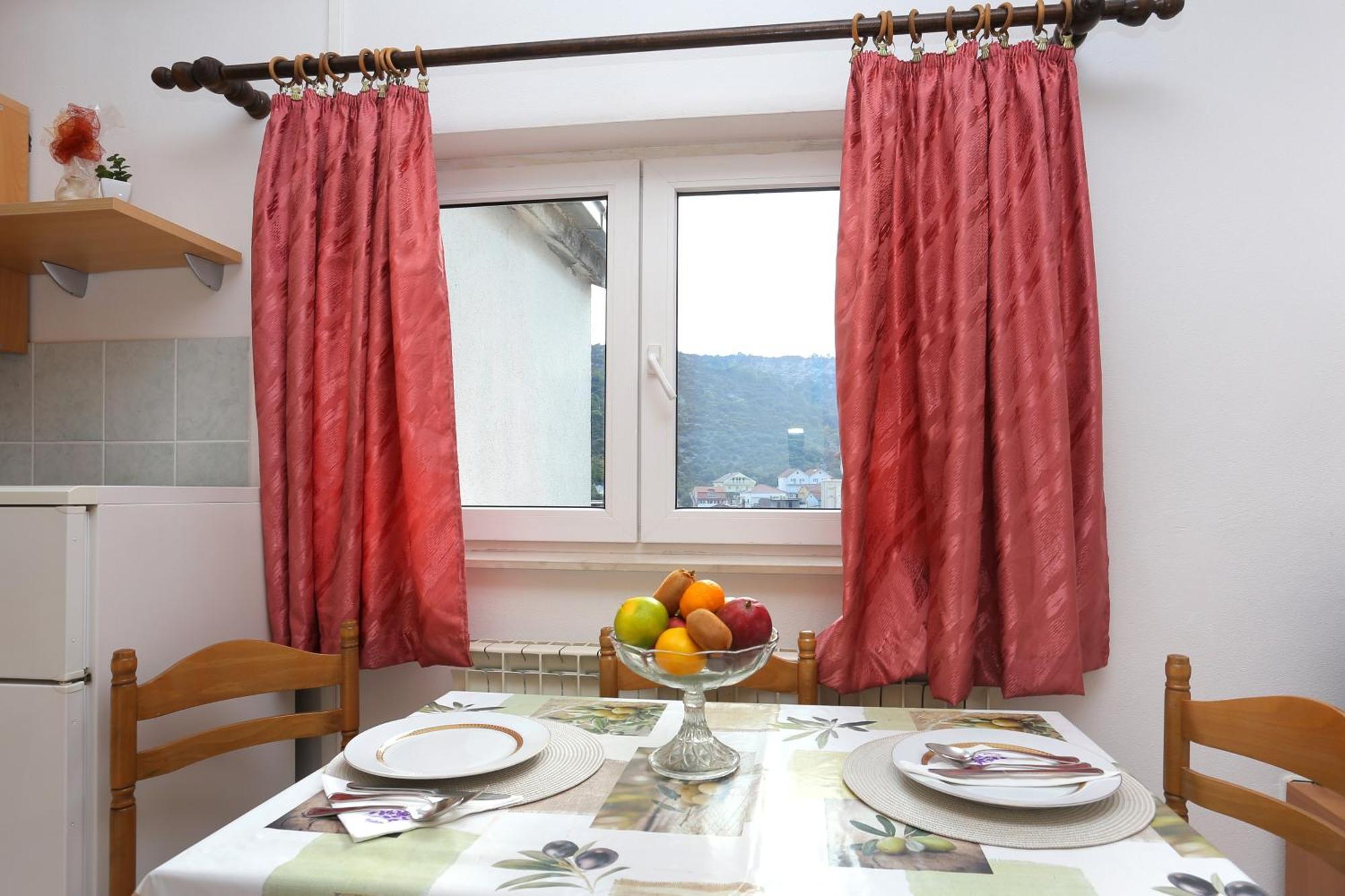 Apartments And Rooms With Parking Space Marina, Trogir - 5953 Номер фото