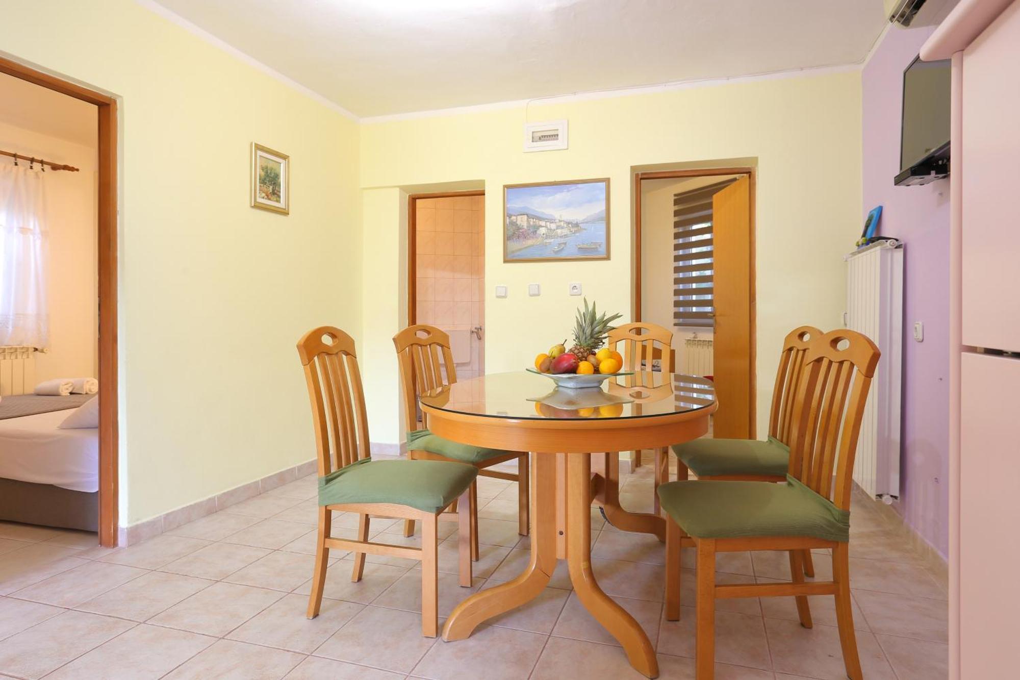 Apartments And Rooms With Parking Space Marina, Trogir - 5953 Номер фото