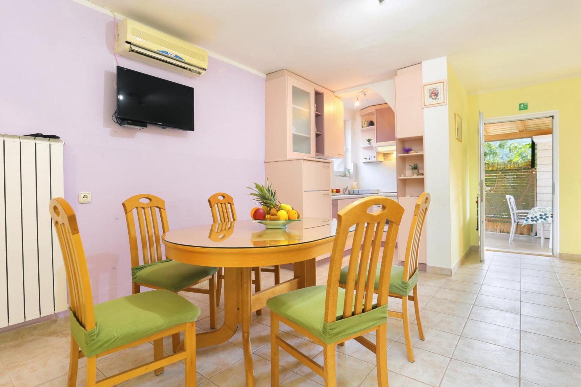 Apartments And Rooms With Parking Space Marina, Trogir - 5953 Номер фото